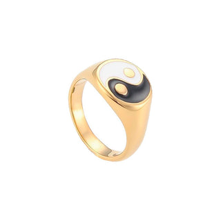 Yin Gold Ring